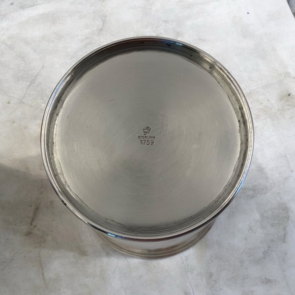 Vintage Sterling Silver Lot: Bread Tray, Bowl, Mint Julep Cup, 487 Grams, Marked - Picture 7 of 16